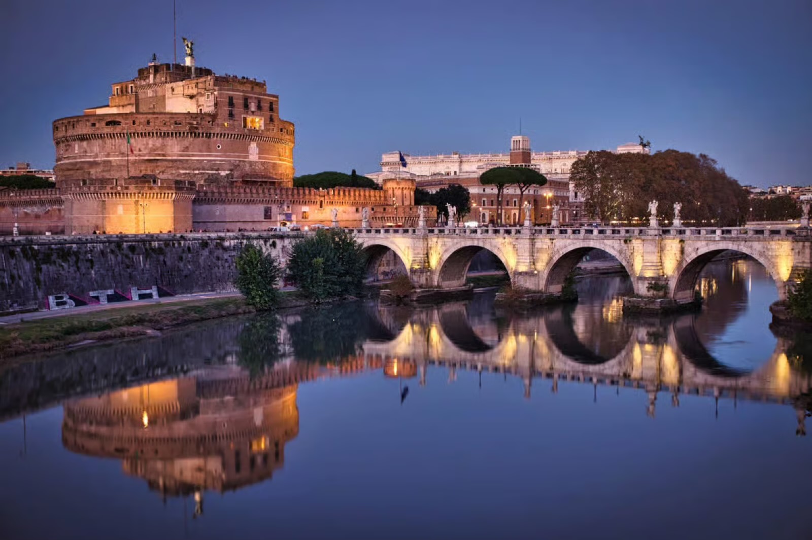 Rome: Exclusive Tour of Castel Sant'Angelo 1