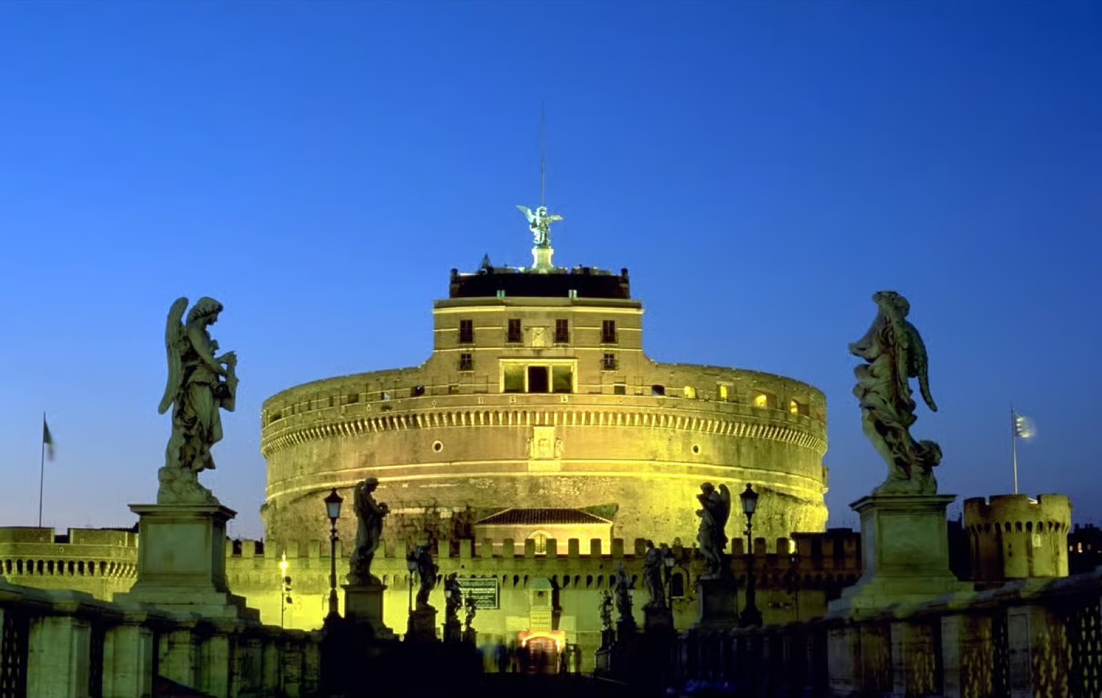 Rome: Exclusive Tour of Castel Sant'Angelo 2