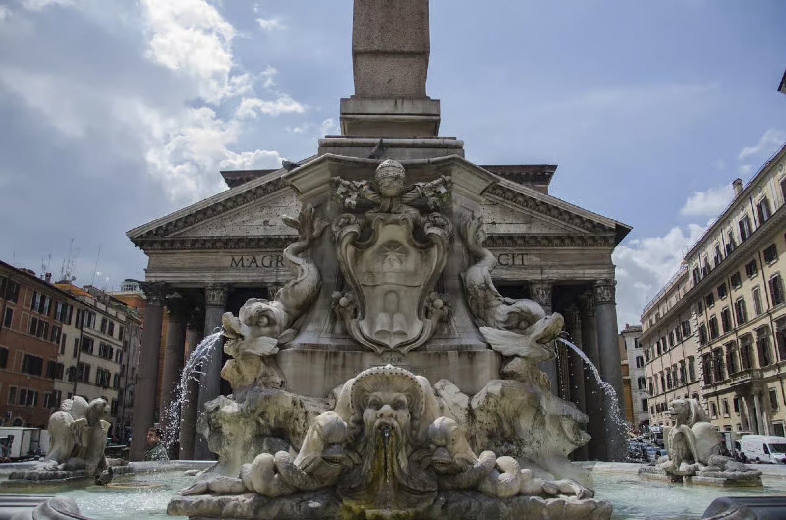 Rome: Pantheon Group Tour with Dedicated Entry 2